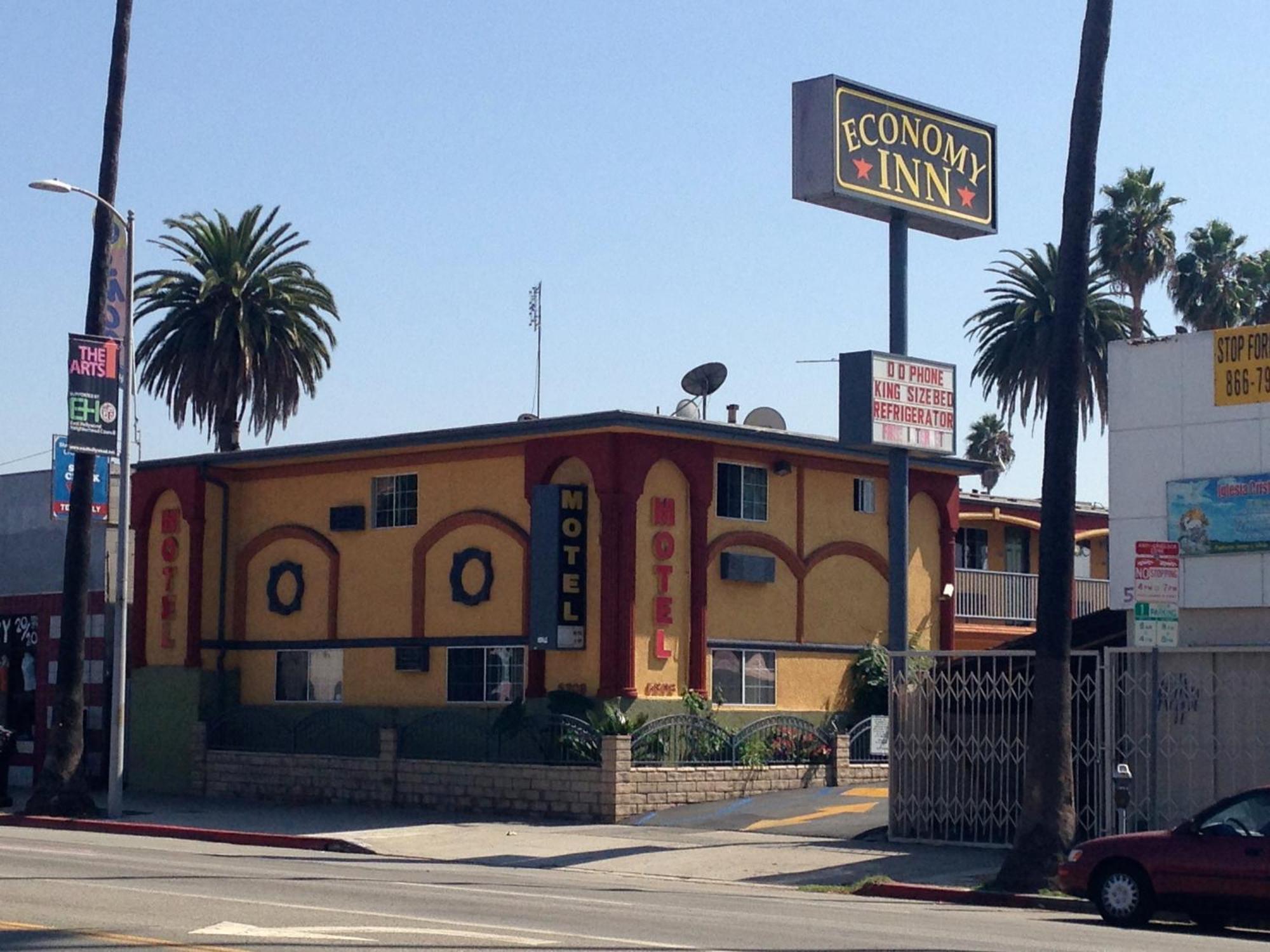Economy Hollywood