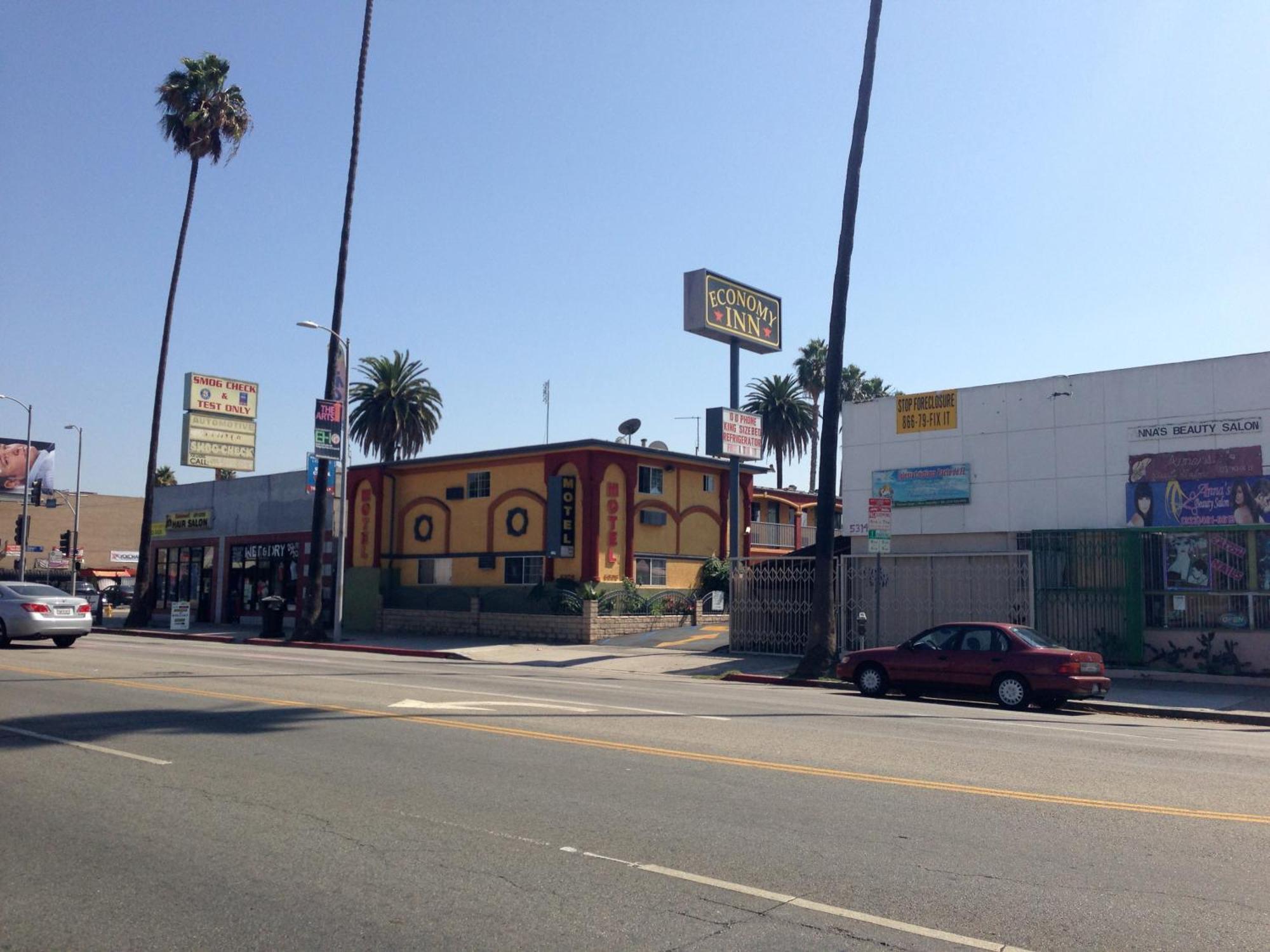 Motel Economy Hollywood *